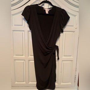 Simple black wrap dress, so lite and comfortable great for a dinner party L